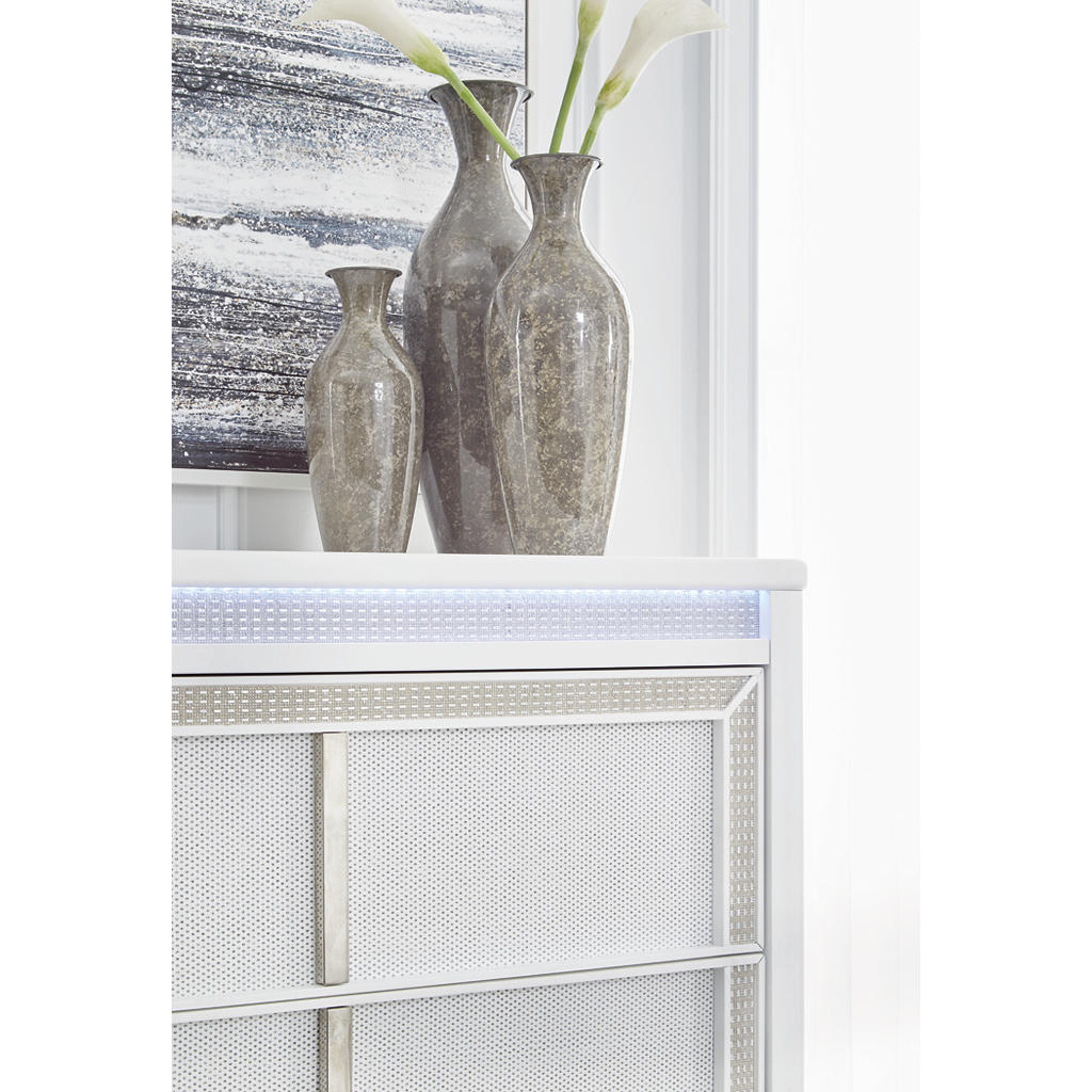 Chalanna Chest of Drawers Signature Design by Ashley® Bedroom