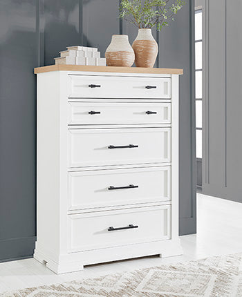 Ashbryn Chest of Drawers Benchcraft® Bedroom