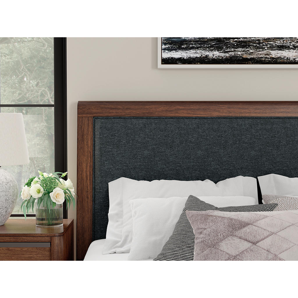 Dilenno Queen Upholstered Panel Bed Signature Design by Ashley® Bedroom