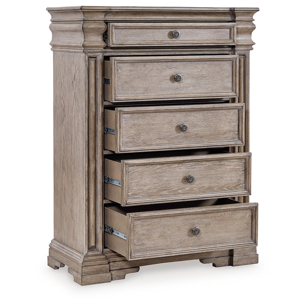Blairhurst Queen Panel Bed, Dresser, Mirror, Chest and Nightstand Signature Design by Ashley® Uncategorized