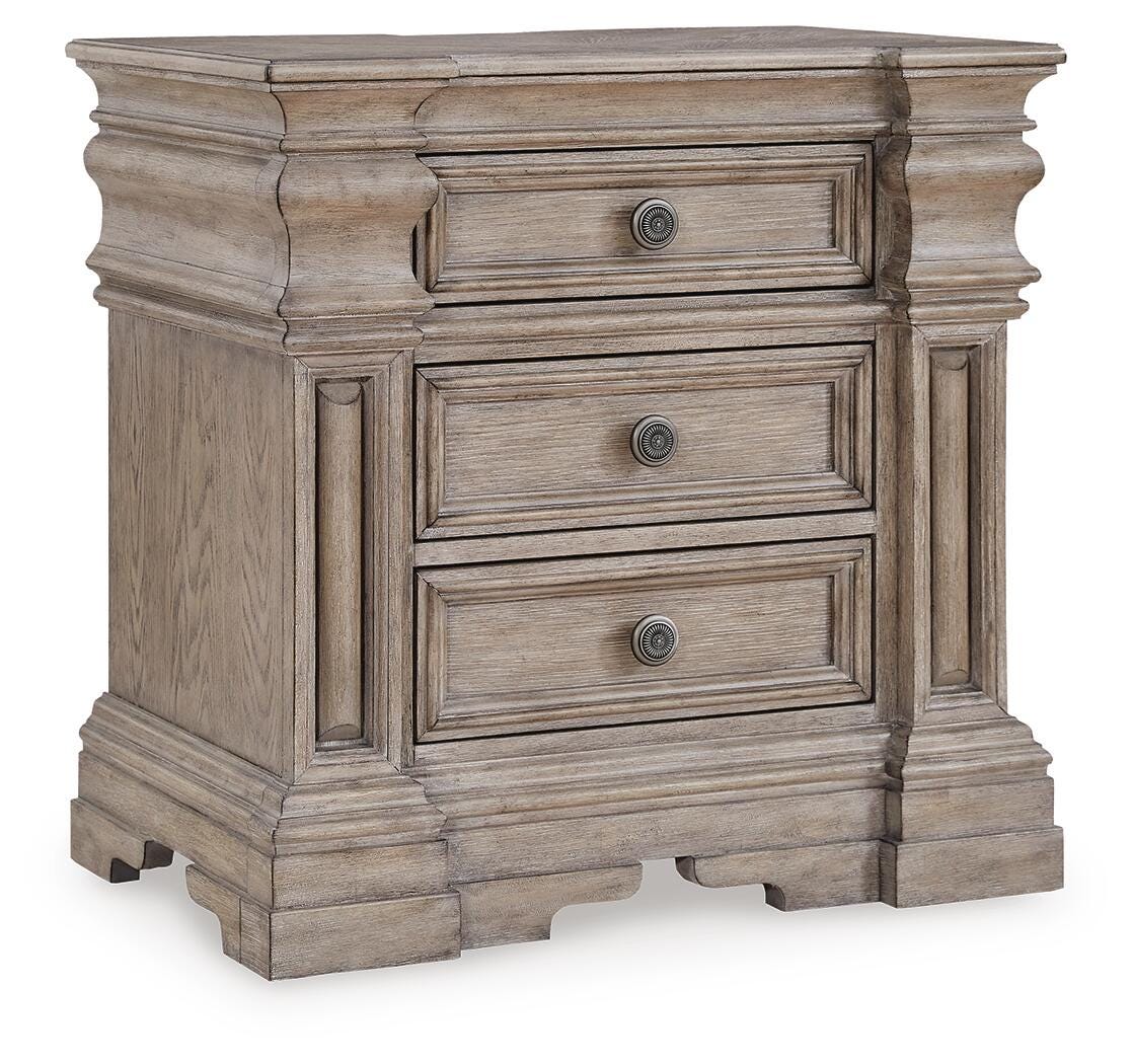 Blairhurst Queen Panel Bed 7-Piece Set — 2 Chests (B12) Signature Design by Ashley® Bedroom