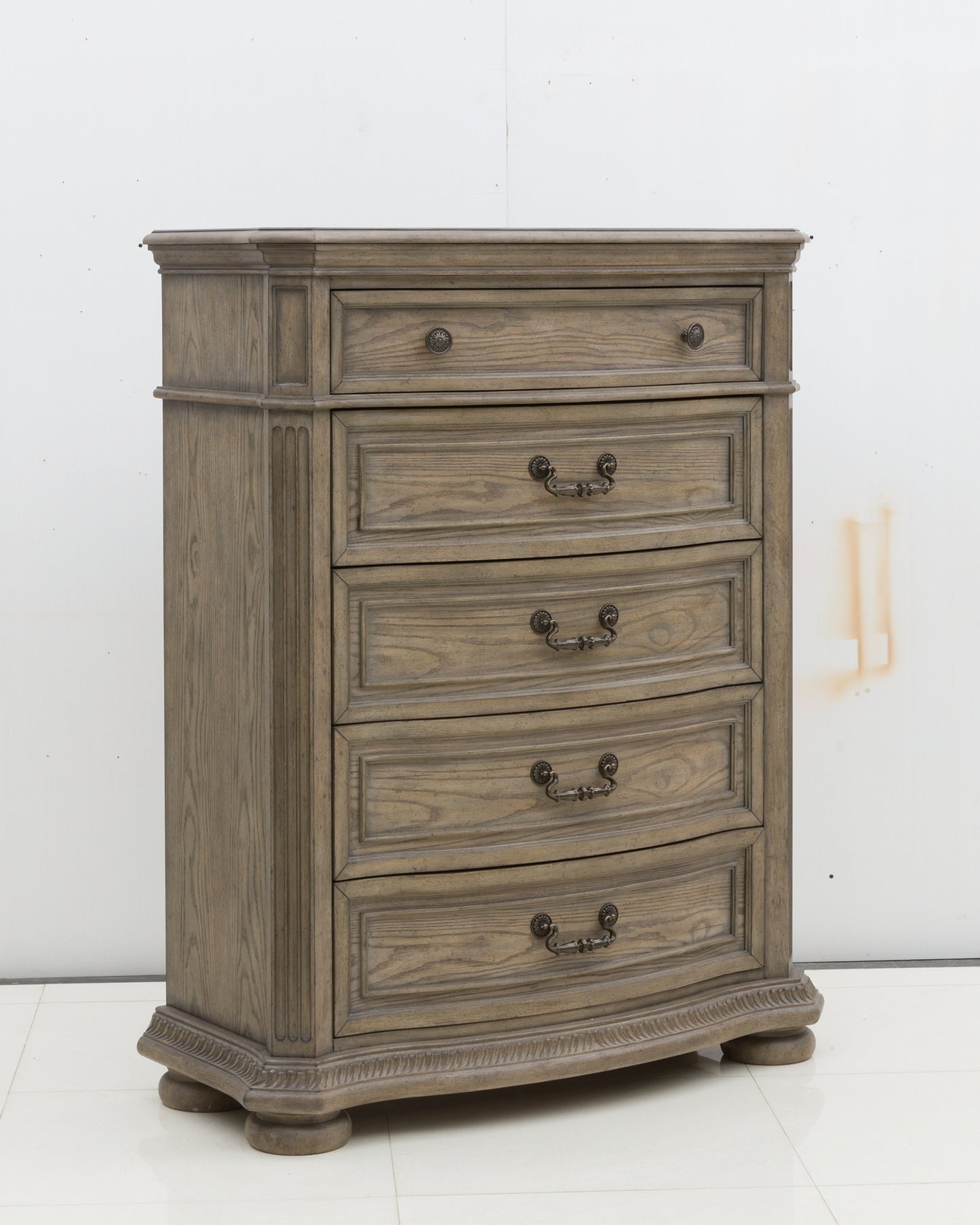 Ardenfield Chest of Drawers