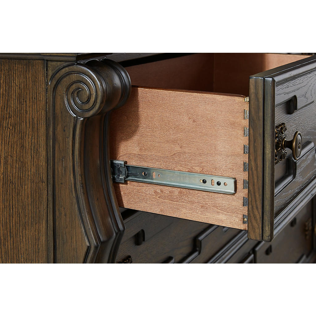 Maylee Chest of Drawers Signature Design by Ashley® Bedroom