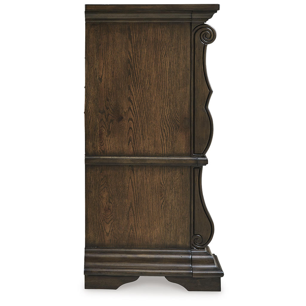 Maylee King Upholstered Bed, Dresser and 2 Nightstands Signature Design by Ashley® Uncategorized