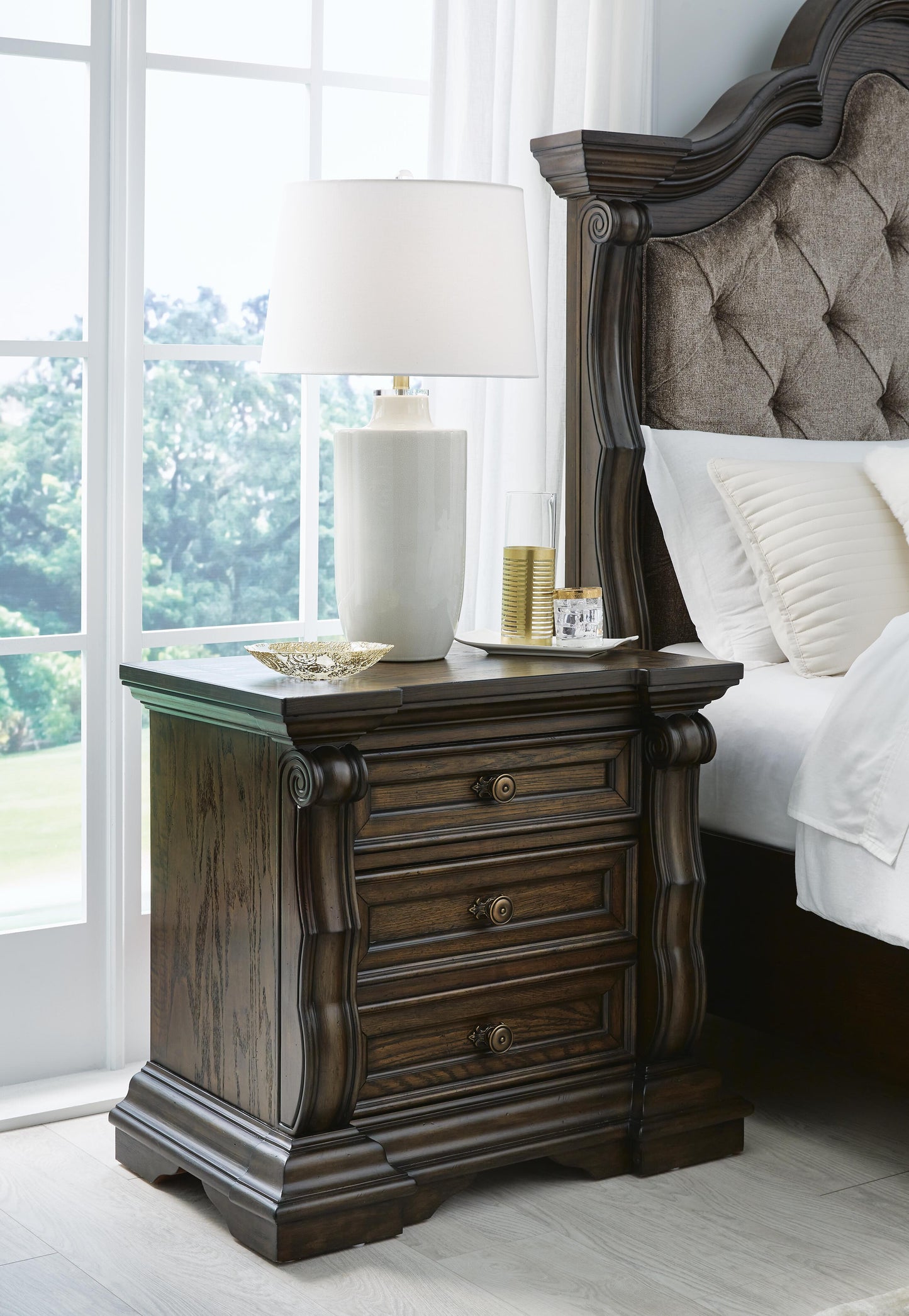 Maylee Queen Upholstered Panel Bed, Dresser and 2 Nightstands