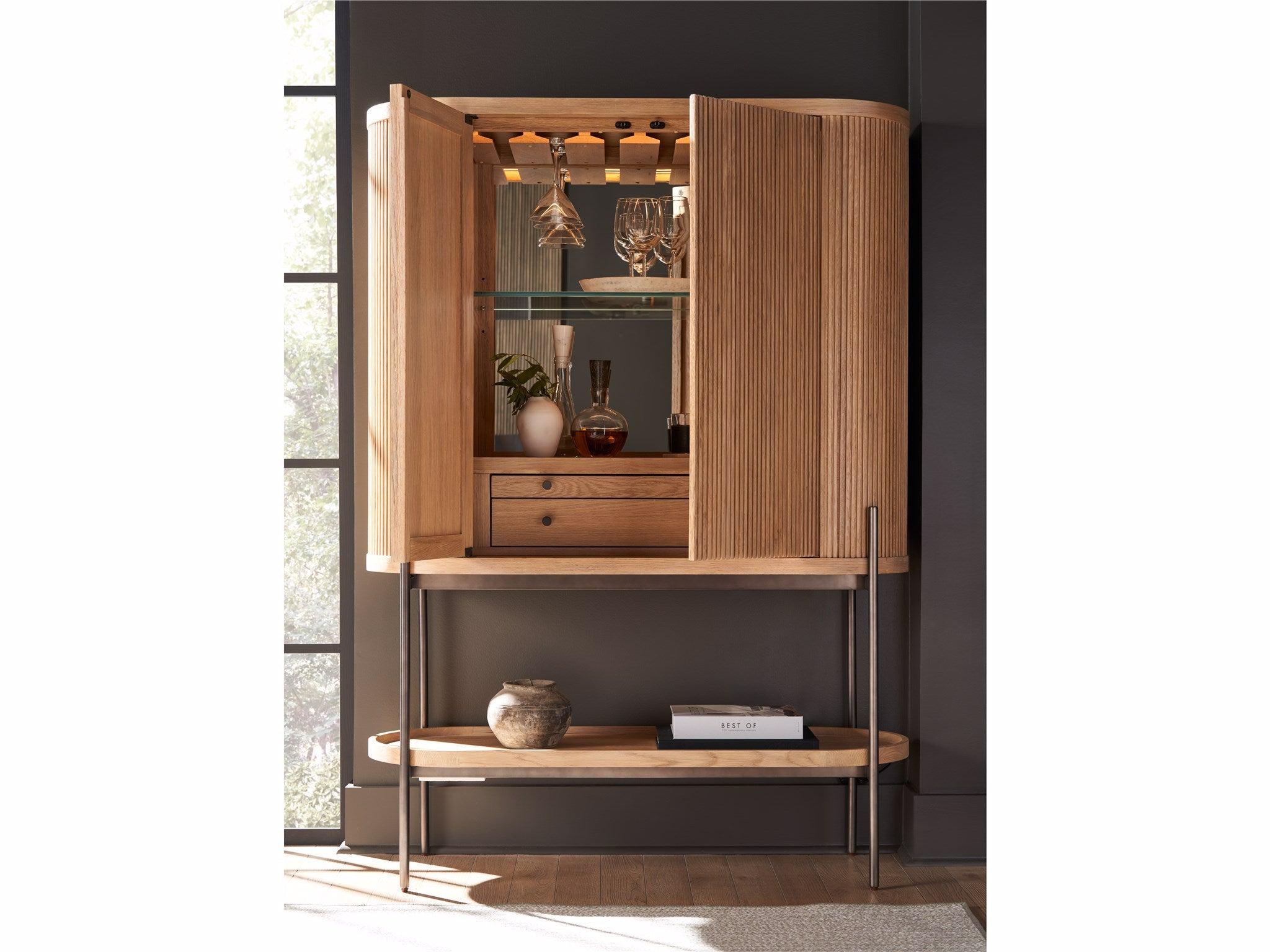 Universal Furniture Linnea Bar Cabinet — Modern Collection