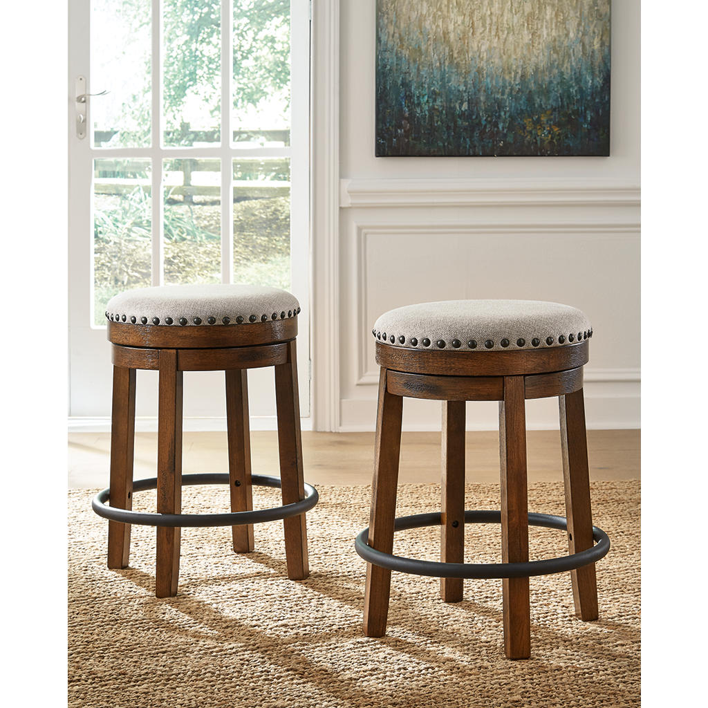 Valebeck Counter Height Barstool (Set of 2) Signature Design by Ashley® Uncategorized