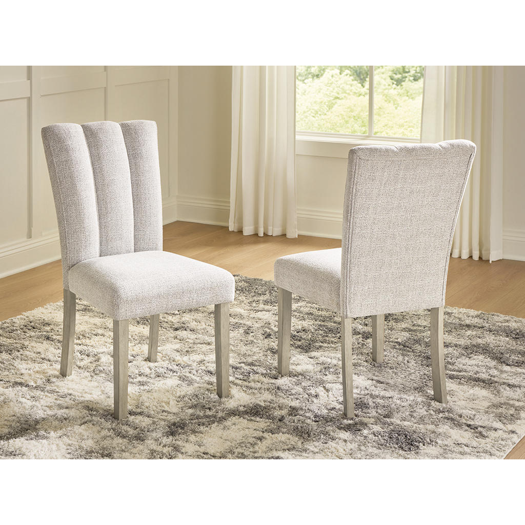 Larawyn Dining Chair Signature Design by Ashley® Dining Room Chairs
