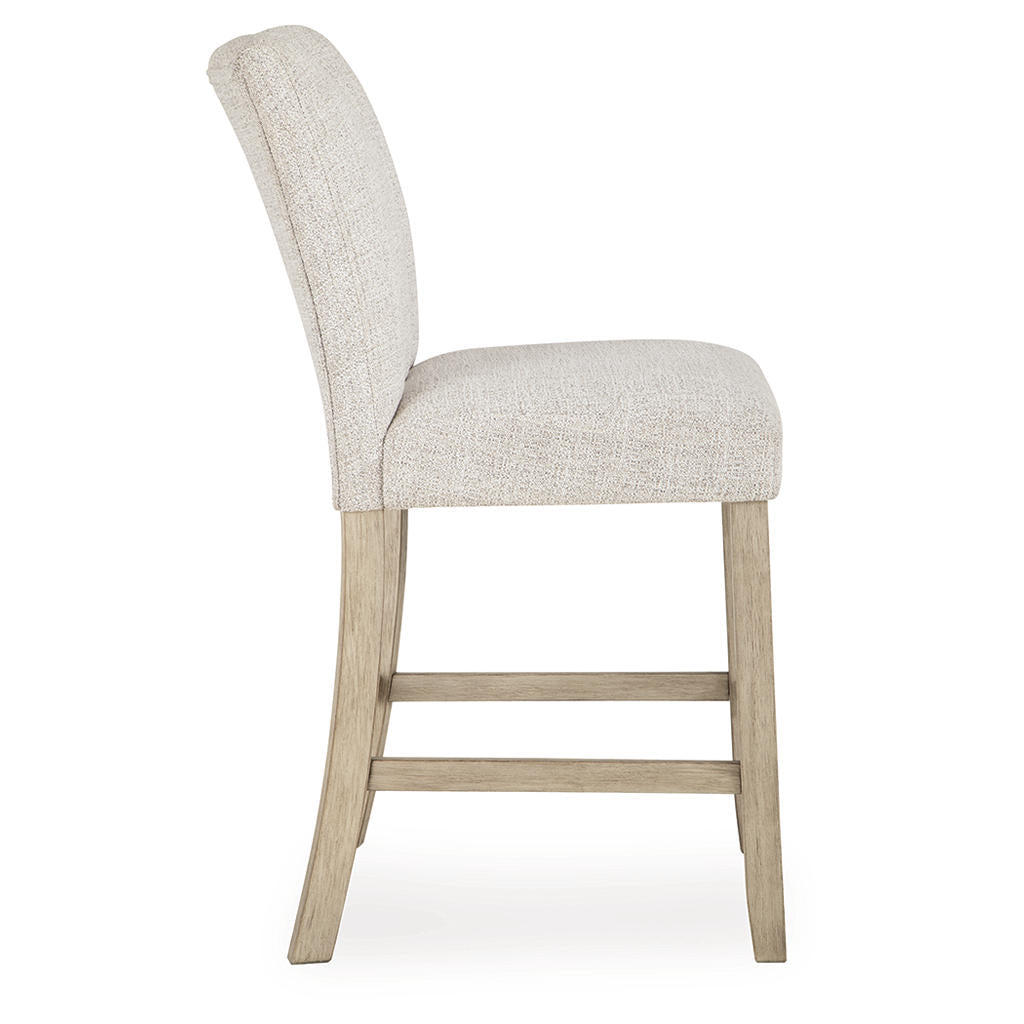 Larawyn Counter Height Barstool Signature Design by Ashley® Bar Stools