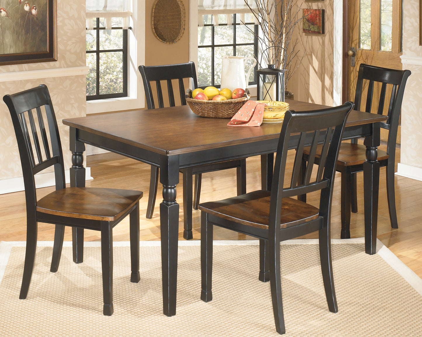 Owingsville Dining Table and 4 Chairs