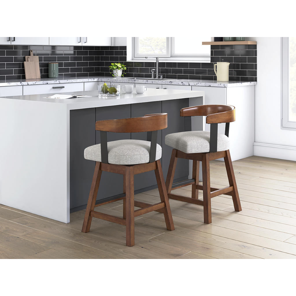 Ralene Counter Height Barstool (Set of 2) Signature Design by Ashley® Bar Stools