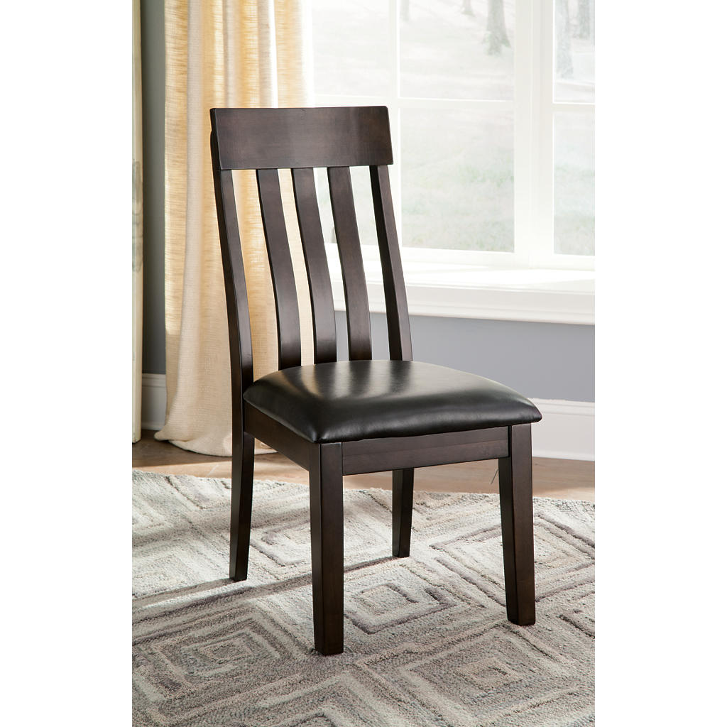 Haddigan Dining Chair (Set of 2) Signature Design by Ashley® Uncategorized