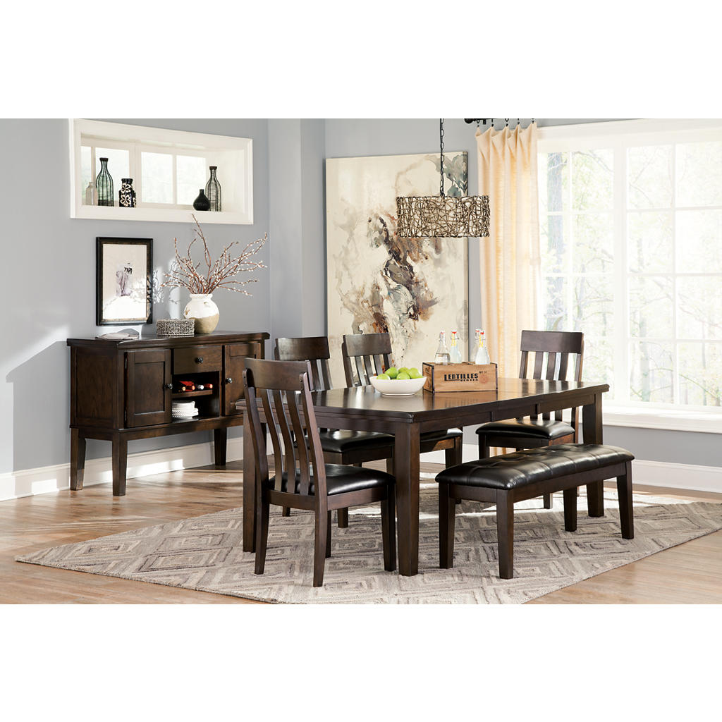 Haddigan Dining Chair (Set of 2) Signature Design by Ashley® Uncategorized