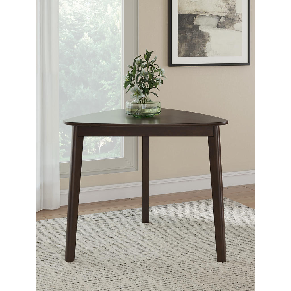 Mallenette Dining Table Signature Design by Ashley® Dining Room Tables
