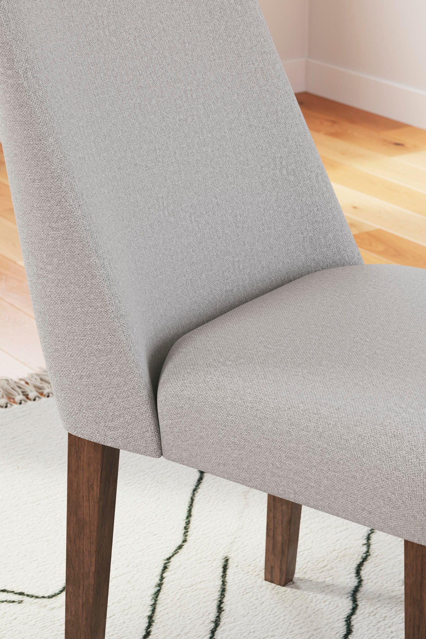 Lyncott Large Extension Table and 6 Chairs (D24) Signature Design by Ashley® Dining Room
