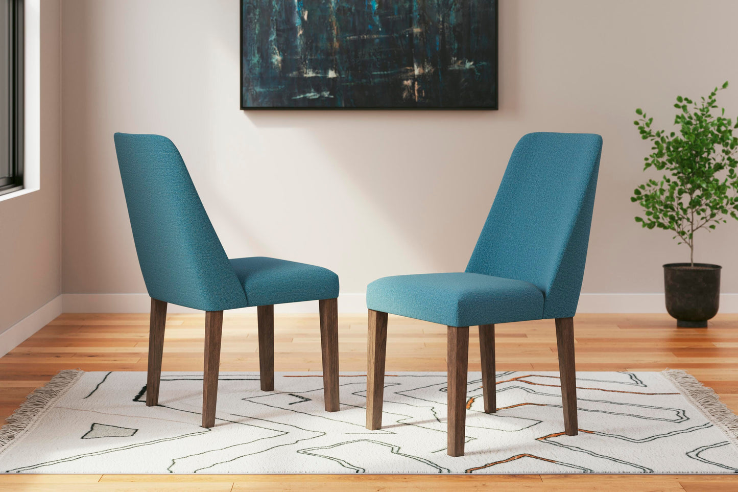 Lyncott Extension Dining Table and 4 Chairs