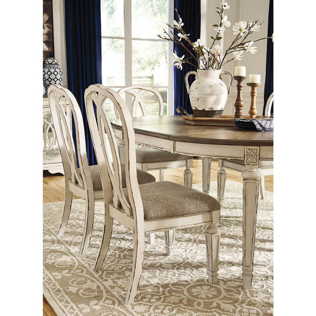 Realyn Dining Chair (Set of 2) Signature Design by Ashley® Uncategorized