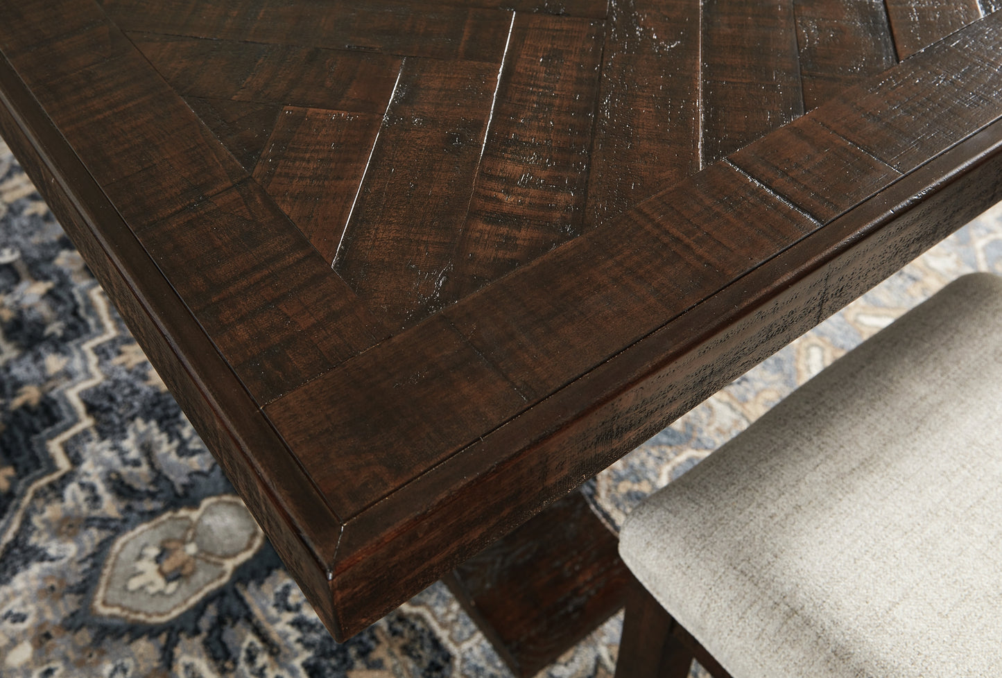 Hillcott Dining Table