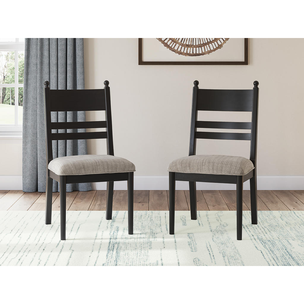 Greddinton Dining Chair (Set of 2) Signature Design by Ashley® Uncategorized
