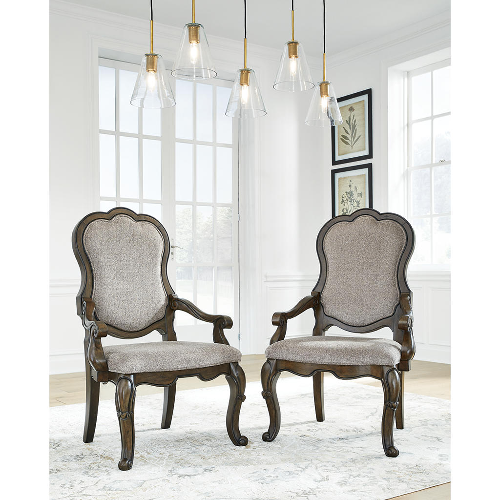 Maylee Dining Table and 4 Chairs Signature Design by Ashley® Uncategorized