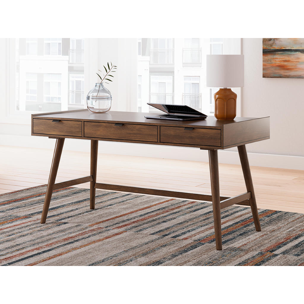 Lyncott 60" Home Office Desk Signature Design by Ashley® Home Office