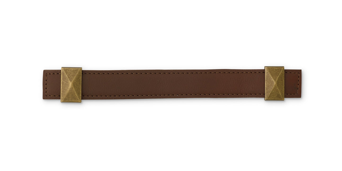 #28 Leather Pull