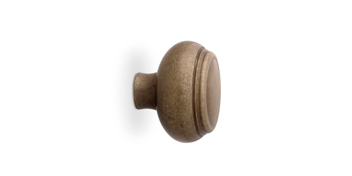 #36 Classic Round Knob