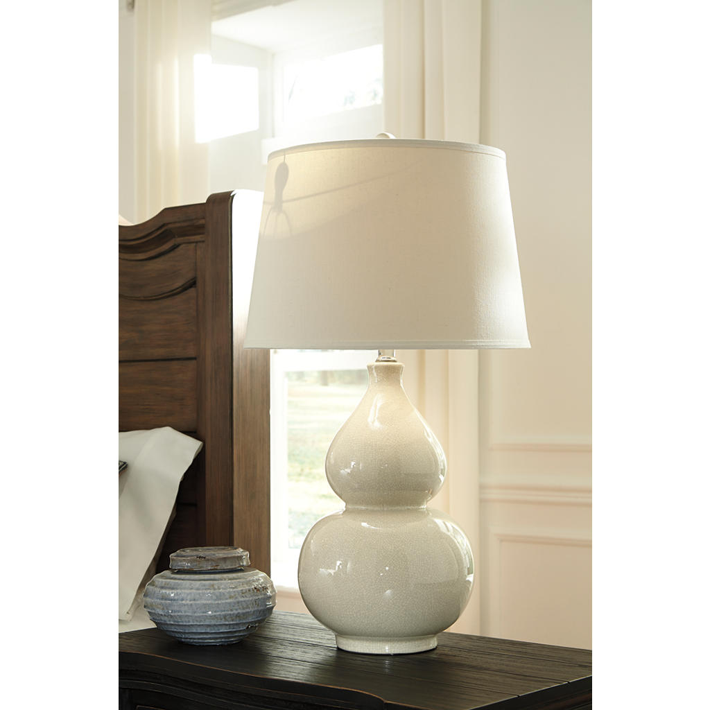 Saffi Table Lamp (Set of 2) Signature Design by Ashley® Uncategorized