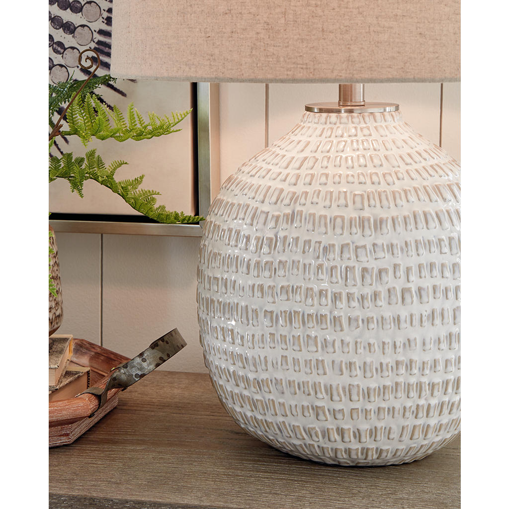 Jamon Table Lamp (Set of 2) Signature Design by Ashley® Uncategorized