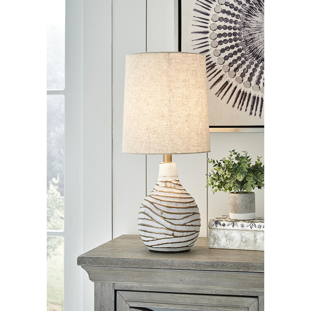 Aleela Table Lamp Signature Design by Ashley® Lighting