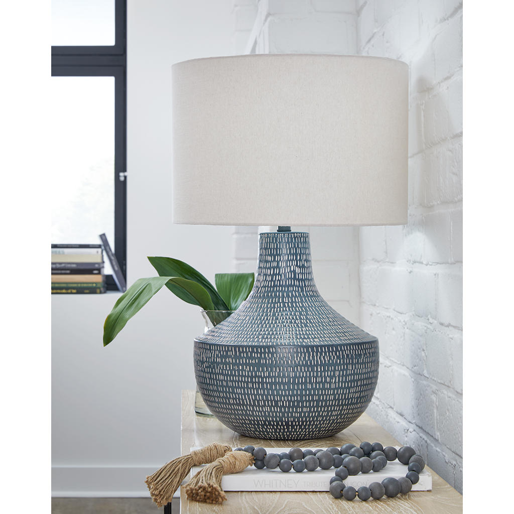 Schylarmont Table Lamp — Hammered aluminum in antiqued gray and white Signature Design by Ashley® Lighting