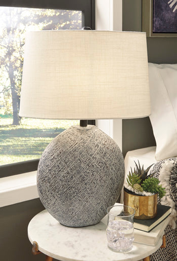 Harif Table Lamp Signature Design by Ashley® Lighting