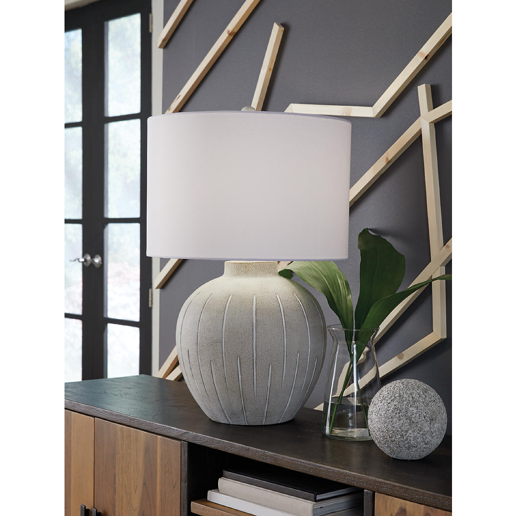 Calbert Table Lamp Signature Design by Ashley® Lighting