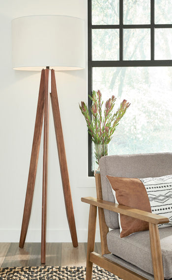 Dallson Floor Lamp Signature Design by Ashley® Lighting