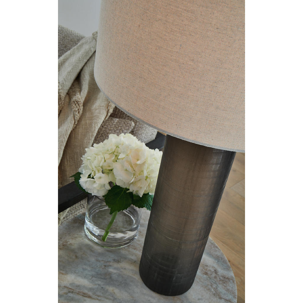 Dingerly Table Lamp (Set of 2) Signature Design by Ashley® Uncategorized