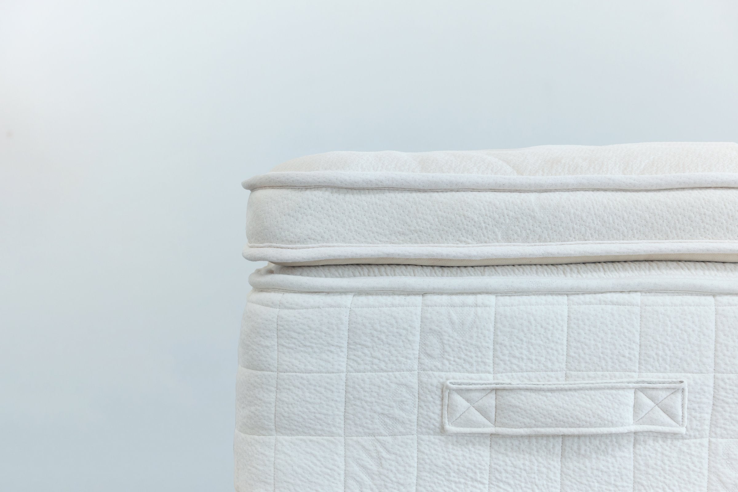 Avocado Luxury Organic Mattress Ultra Plush Box-Top — Double Coil, 15 in