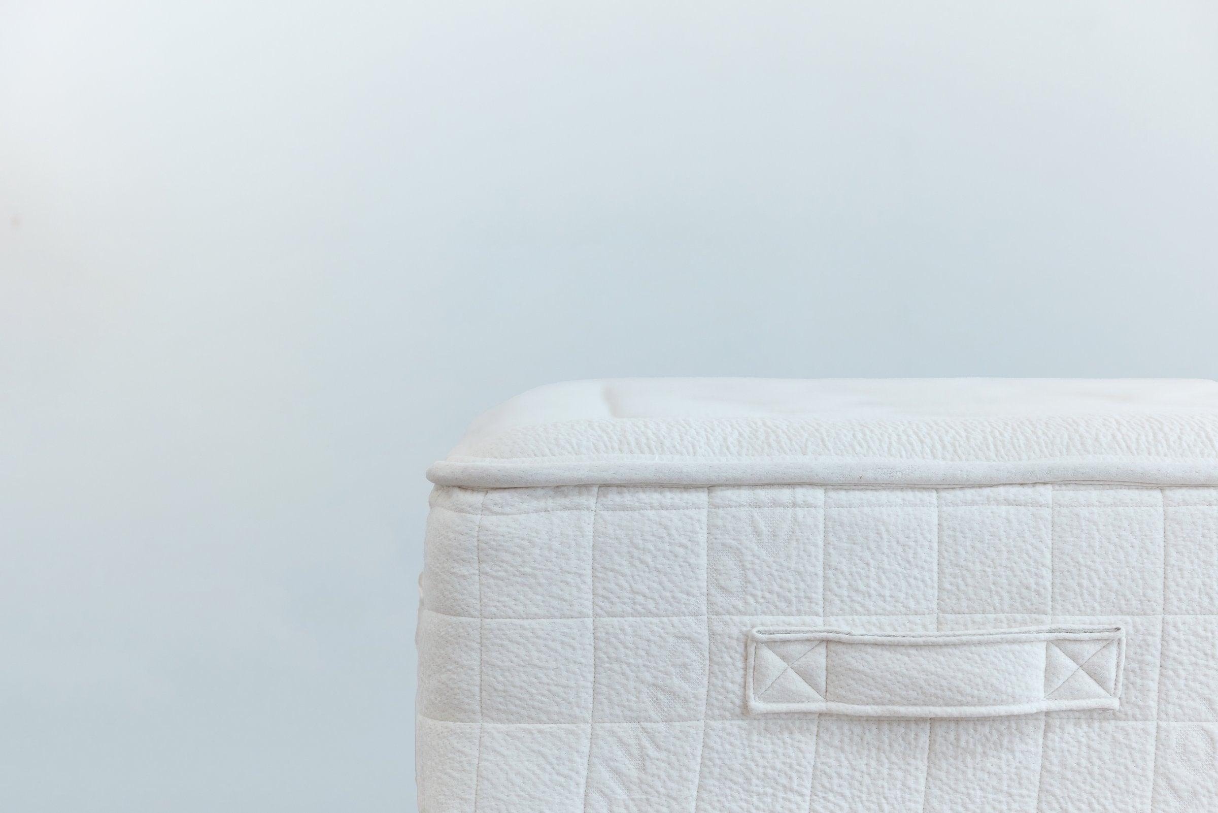 Avocado Luxury Organic Mattress Medium Tight-Top — Double Coil Latex Hybrid