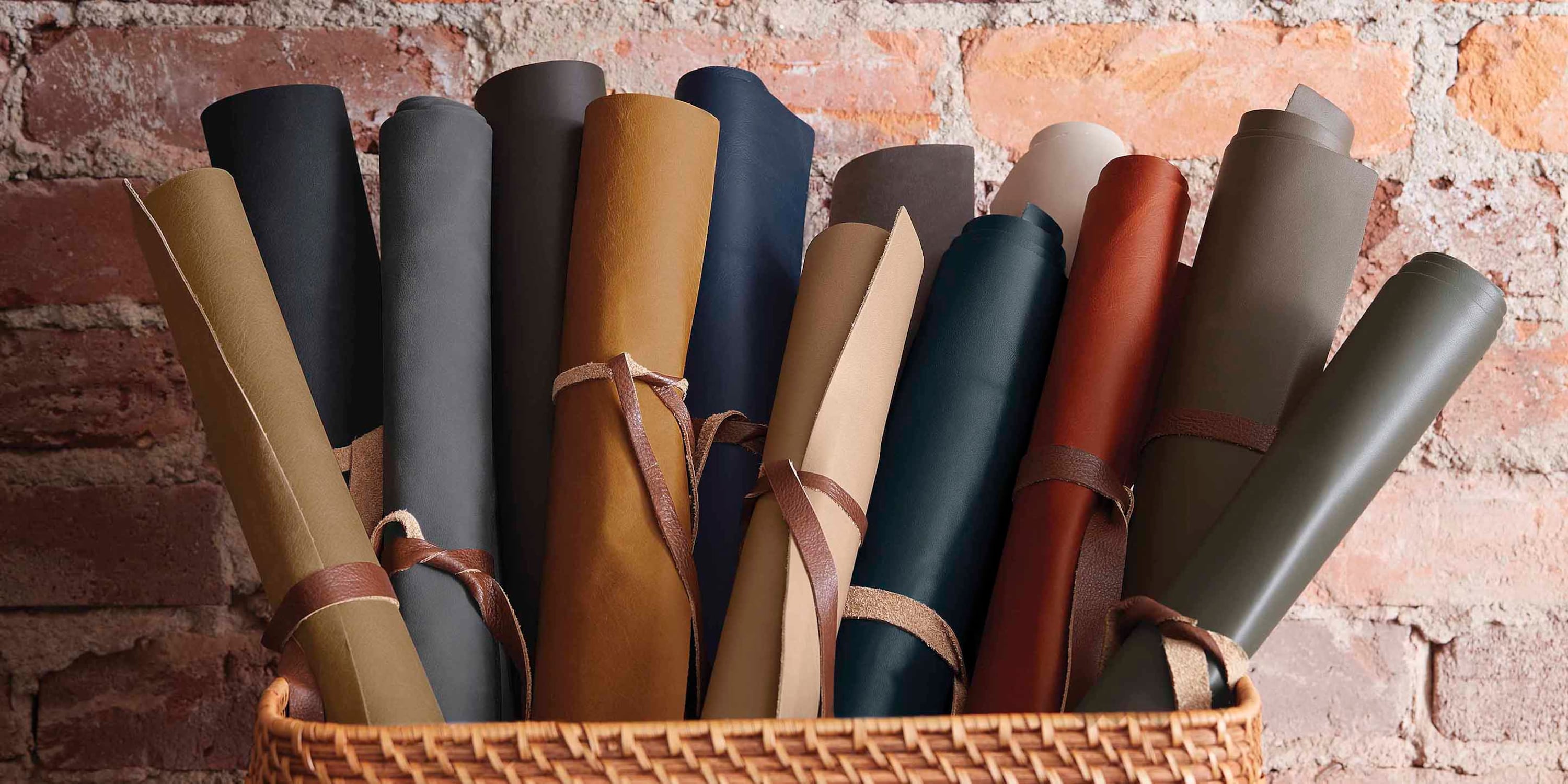 Jamestown Leather Ottoman Bassett