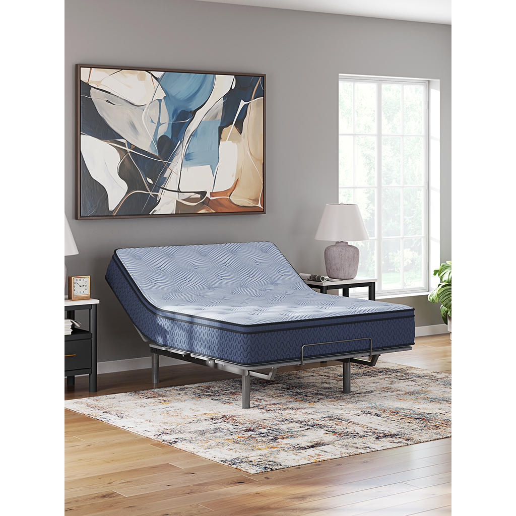 Peak 2.0 12 Hybrid California King Mattress Sierra Sleep® By Ashley California King