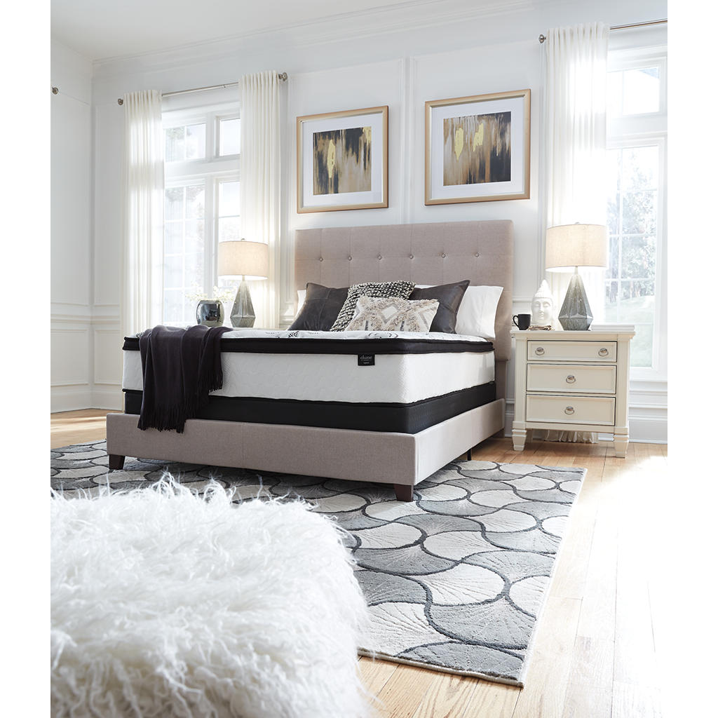 Chime 12 Inch Hybrid Queen Mattress in a Box Sierra Sleep® By Ashley Queen