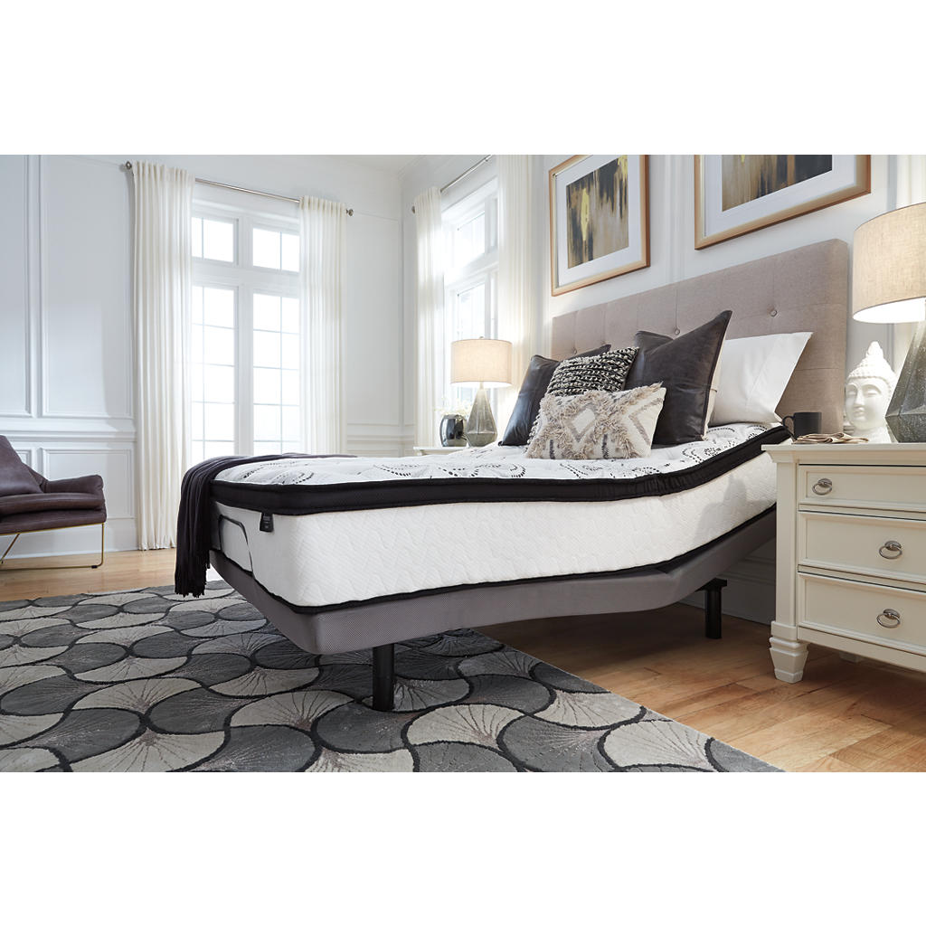 Chime 12 Inch Hybrid Queen Mattress in a Box Sierra Sleep® By Ashley Queen
