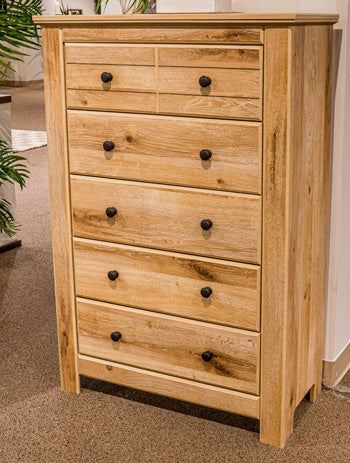 Makidern Chest of Drawers Signature Design by Ashley® Bedroom