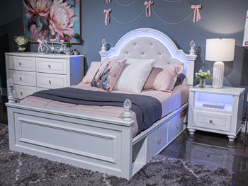 Kozlani Full Upholstered Panel Headboard Signature Design by Ashley® Headboards