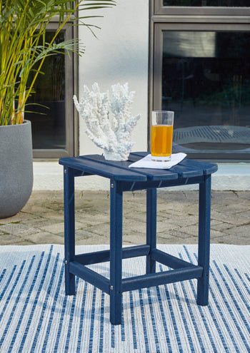 Sundown Treasure Outdoor End Table — Blue MEGA-TUFF Signature Design by Ashley® Tables