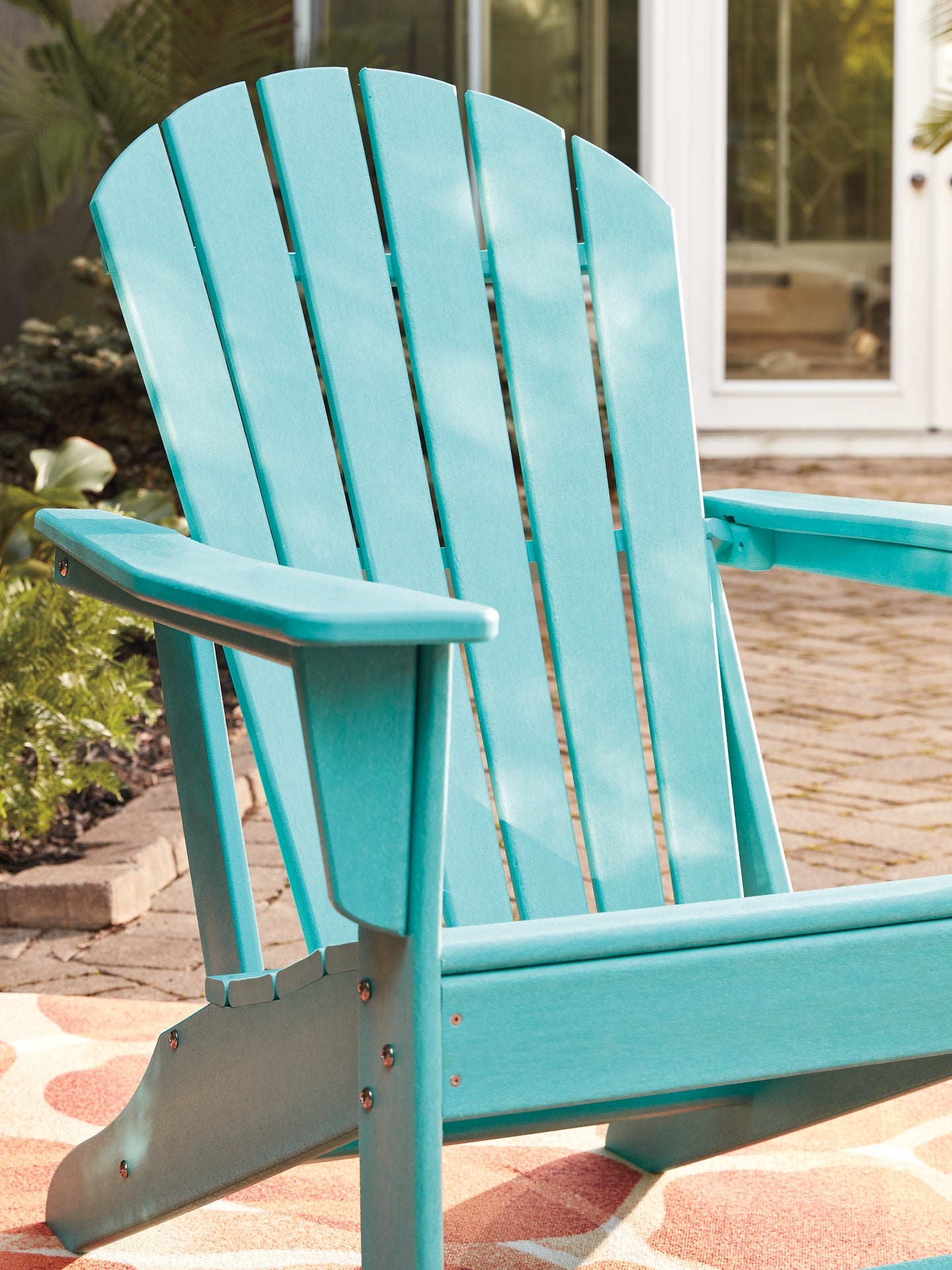 Sundown Treasure Adirondack Chair with End Table