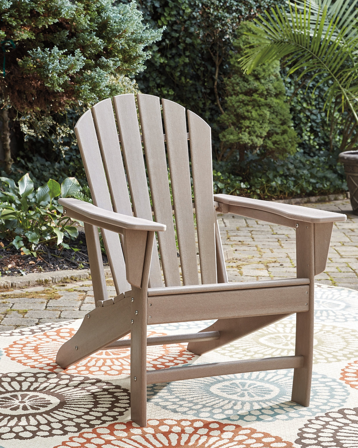 Sundown Treasure 4 Adirondack Chairs and Outdoor End Table