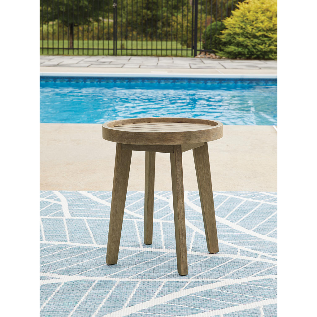 Marina Sun Outdoor End Table Signature Design by Ashley® Tables