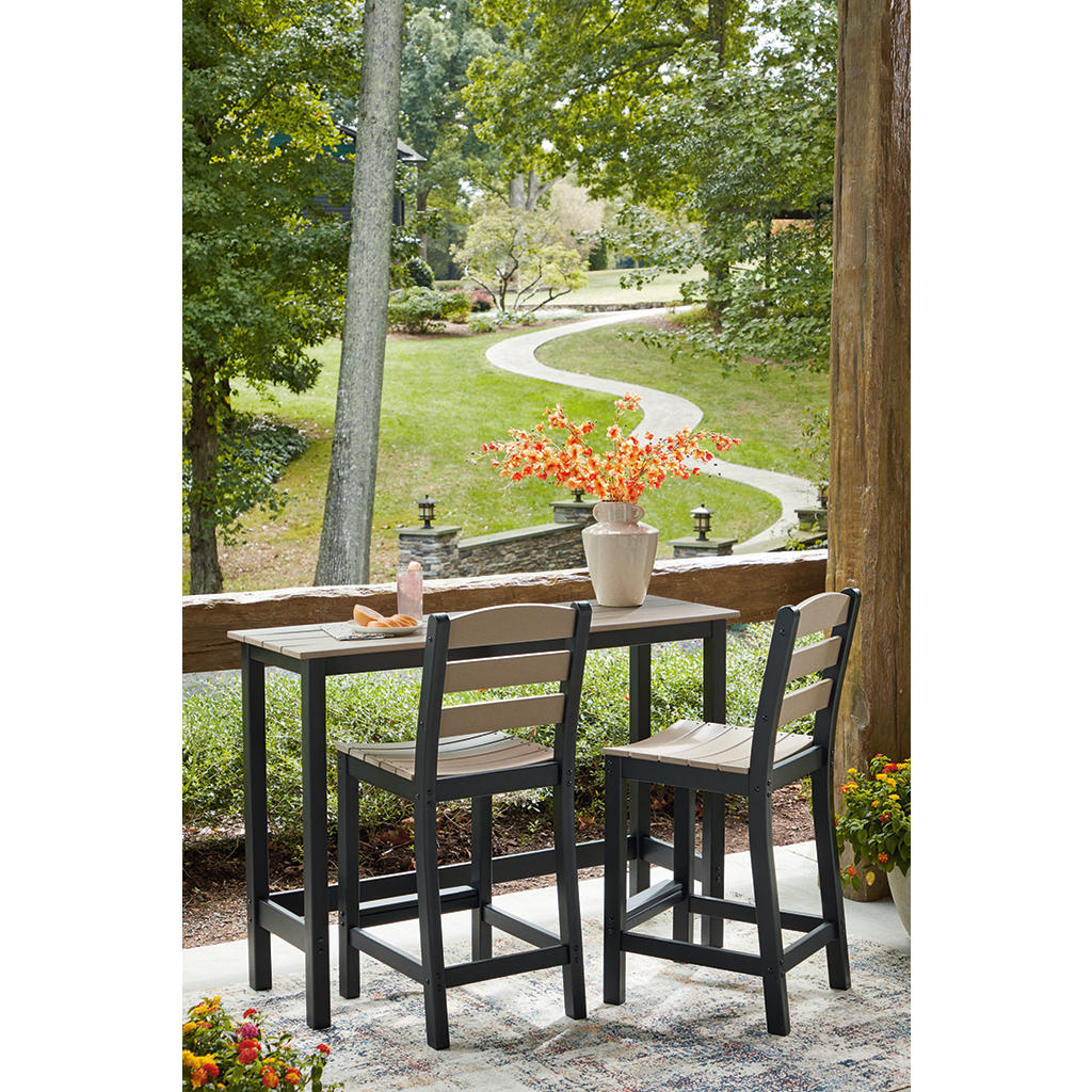 Shoreline Beach Outdoor Counter Table and 2 Barstools Signature Design by Ashley® Outdoor