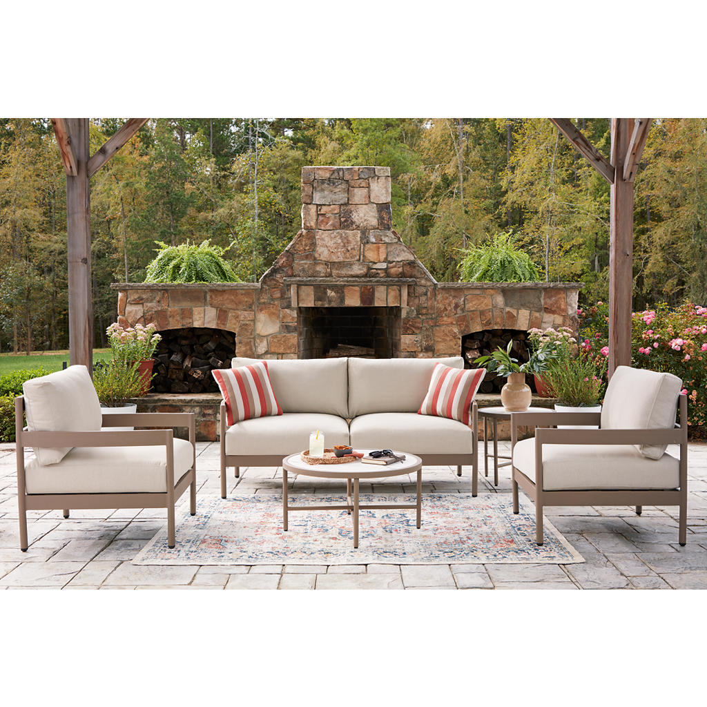 Bluff Trail Outdoor Love/Chairs/Tables Set (Set of 5) Signature Design by Ashley® Outdoor