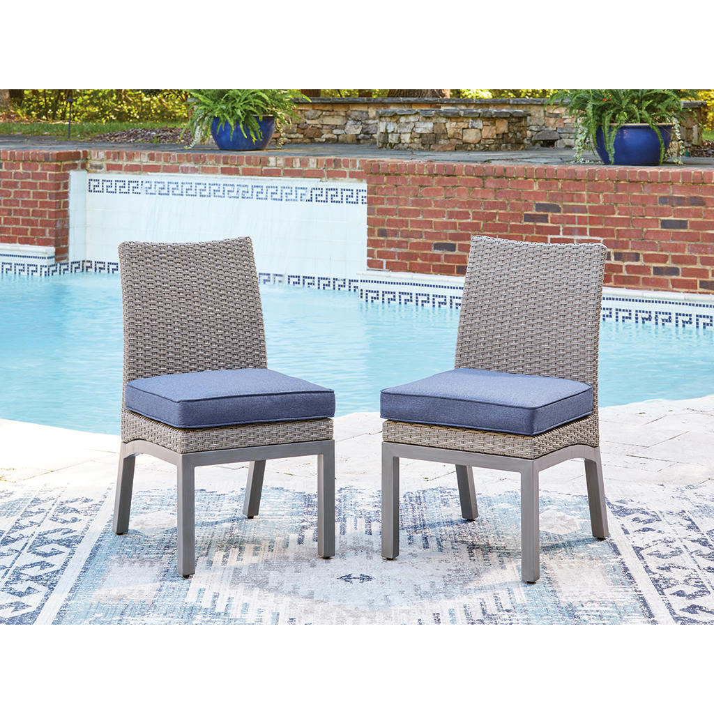 Half Moon Beach Outdoor Side Chair with Cushion (Set of 2) Signature Design by Ashley® Outdoor